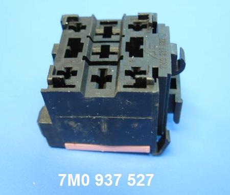 7M0937527 VAG Блок реле