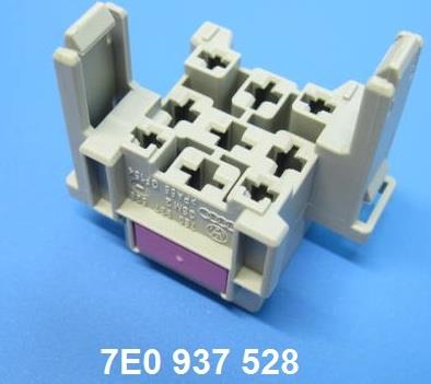 7E0937528 VAG Блок реле