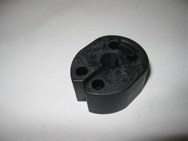 7N0885557 VAG Упор