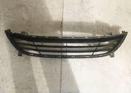 865613Z000 Hyundai/Kia Решітка бампера переднього