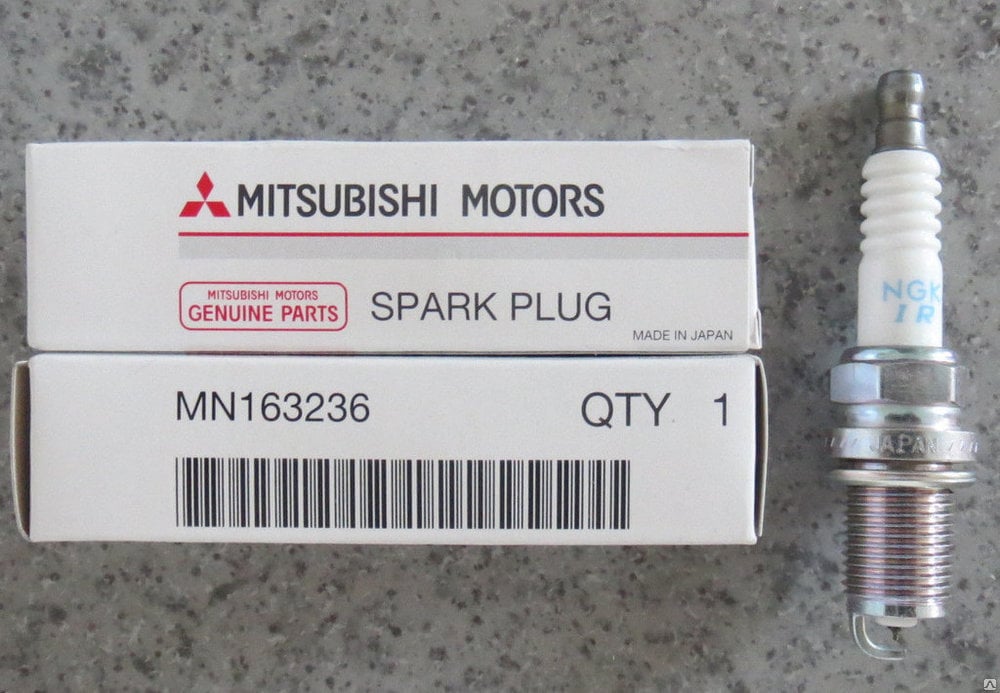 Свічка запалювання Mitsubishi MN163236