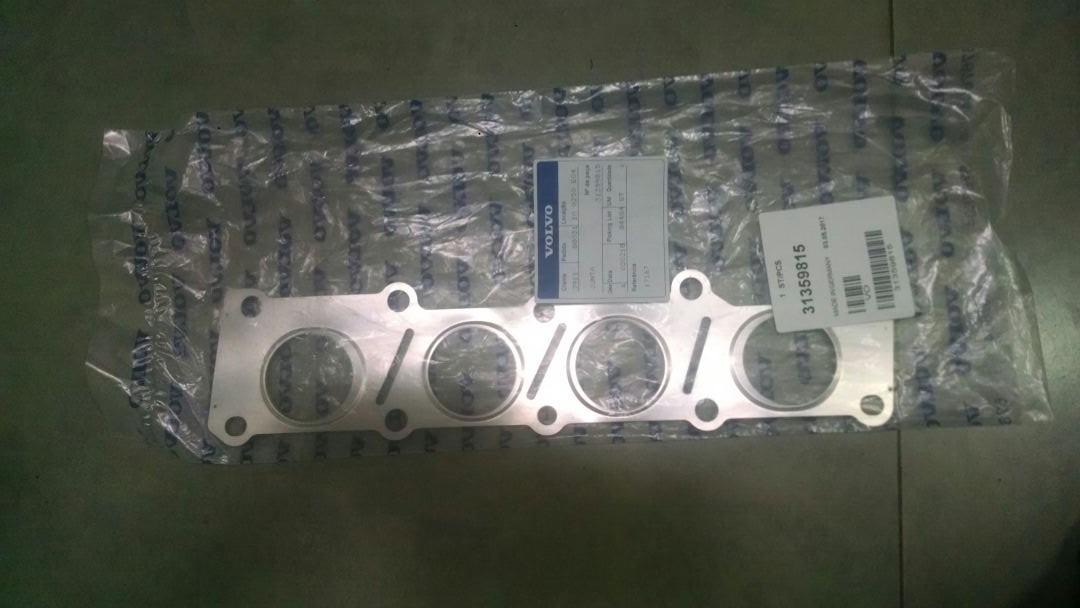 Volvo 31359815 Прокладка выпускного коллектора 31359815: Отличная цена - Купить в Украине на EXIST.UA! 31359815 Volvo Прокладка выпускного коллектора