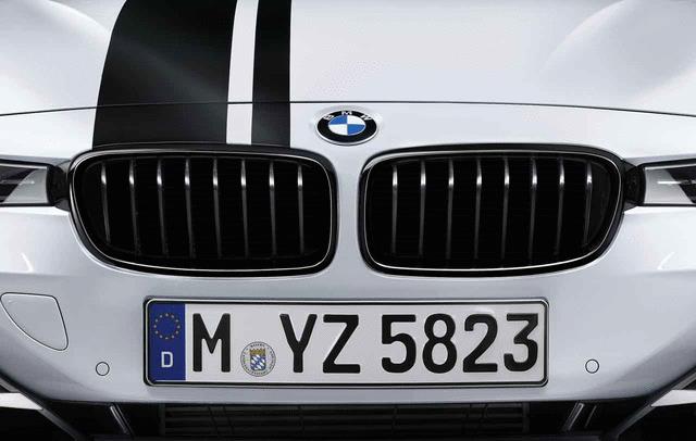BMW 51 71 2 240 775 Решітка радіатора ліва 51712240775: Купити в Україні - Добра ціна на EXIST.UA!