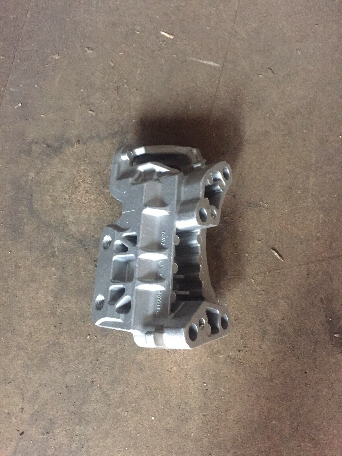 Купить Ford 1 595 367 по низкой цене в Украине!