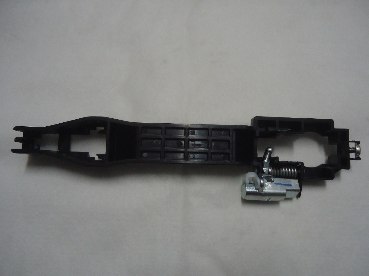 5716A033 Mitsubishi Ручка двери