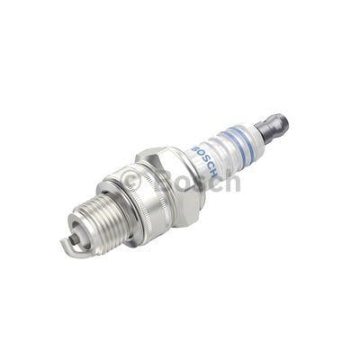 0242235522 Bosch Свеча зажигания Bosch Standard Super WR7BC