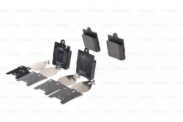Тормозные колодки дисковые, комплект Bosch 0 986 494 022