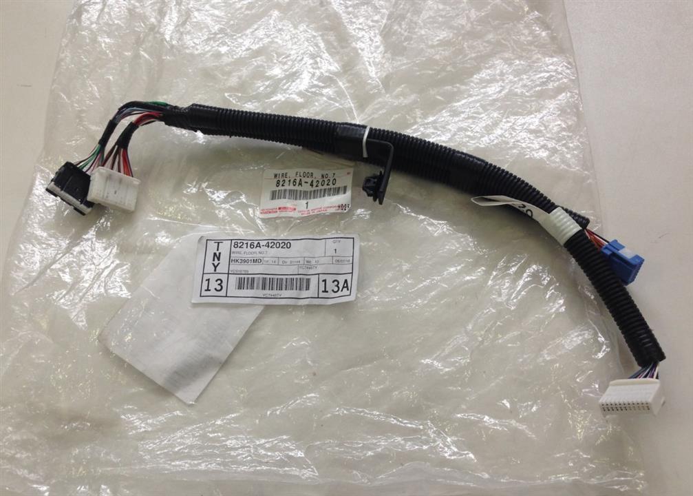 8216A42020 Toyota Жгут электропроводов