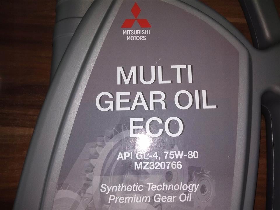 Mitsubishi MZ320766 Олива трансміссійна Mitsubishi Multi Gear Oil ECO 75W-80, 4л MZ320766: Купити в Україні - Добра ціна на EXIST.UA!