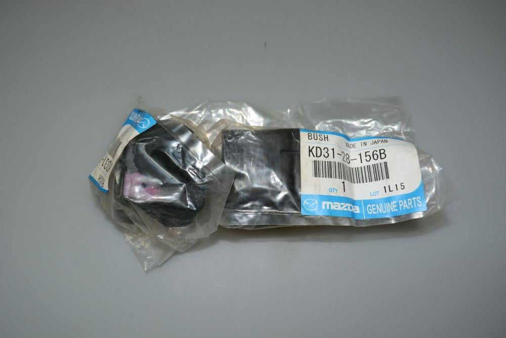 Mazda KD31-28-156B Втулка стабілізатора заднього KD3128156B: Купити в Україні - Добра ціна на EXIST.UA!