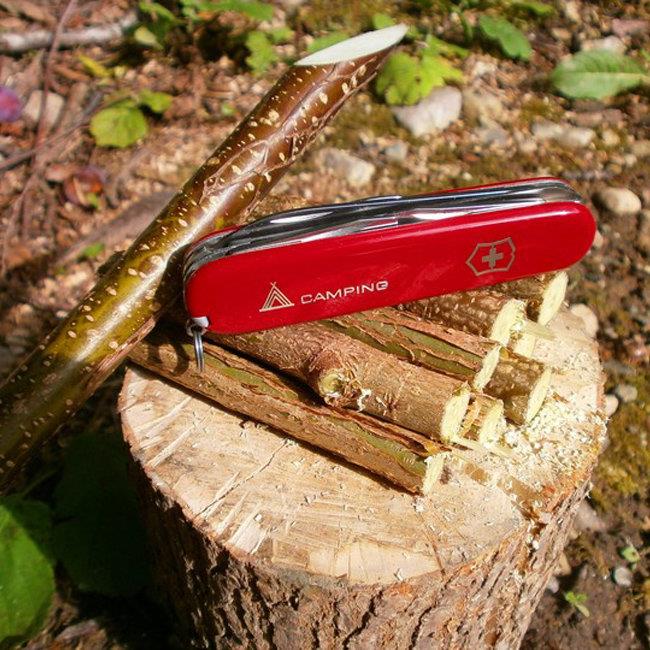 Нож Victorinox CAMPER красные Victorinox VX13613