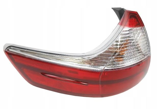 8156008050 Toyota Фонарь задний внешний левый