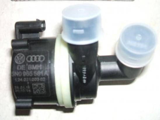 Помпа водяная VAG 5N0 965 561 A