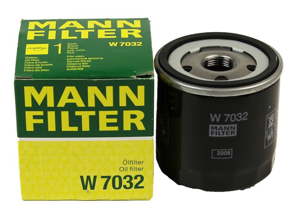 Фільтр масляний Mann-Filter W 7032