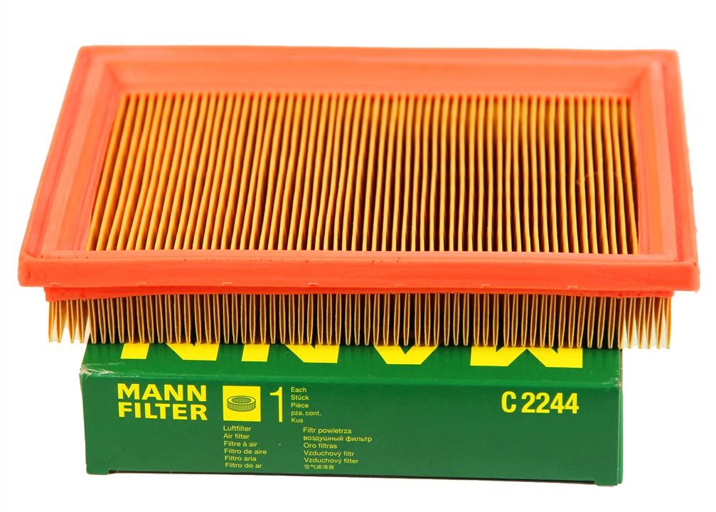 Повітряний фільтр Mann-Filter C 2244
