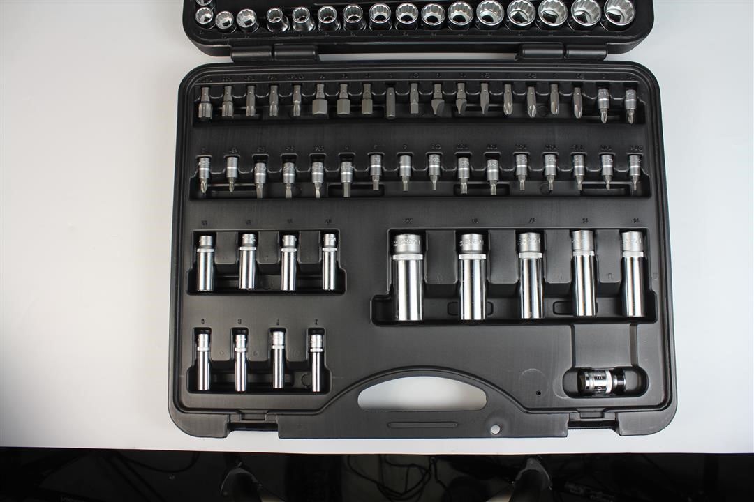 Force Tools 1/4 и 1/2 Набор инструмента 12-гр. 108 пр. – цена 9222 UAH