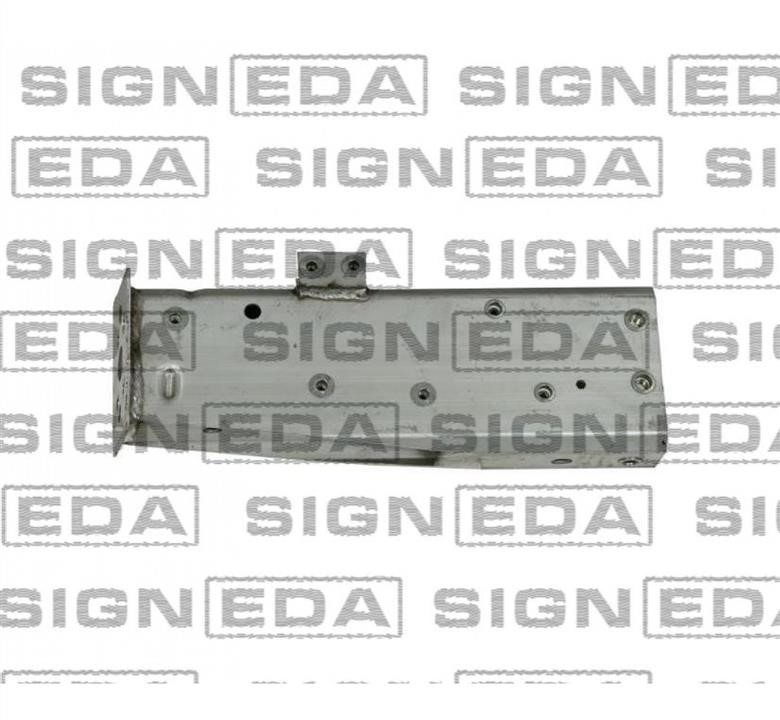 PCV43310AR Signeda Кронштейн бампера