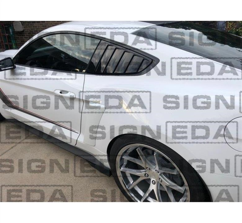 Жалюзи заднего стекла, комплект Signeda PFD06011VA