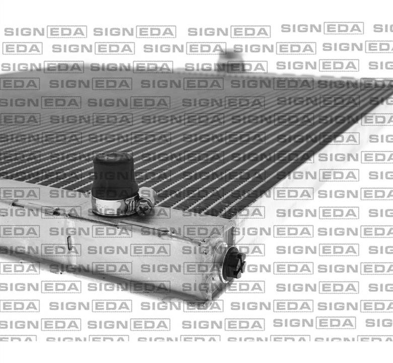 Радиатор охлаждения двигателя Signeda RA60825Q