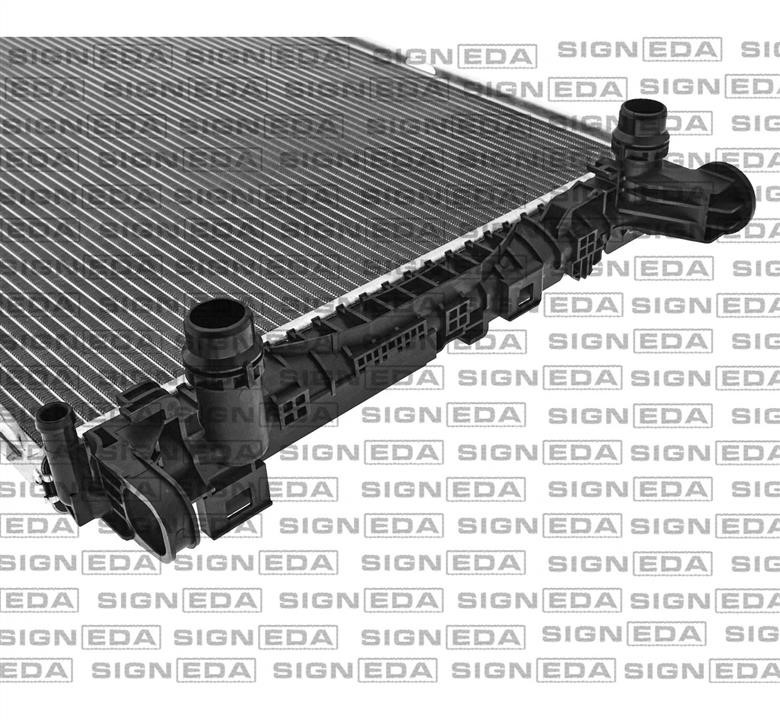 Радіатор охолодження двигуна Signeda RA606573Q