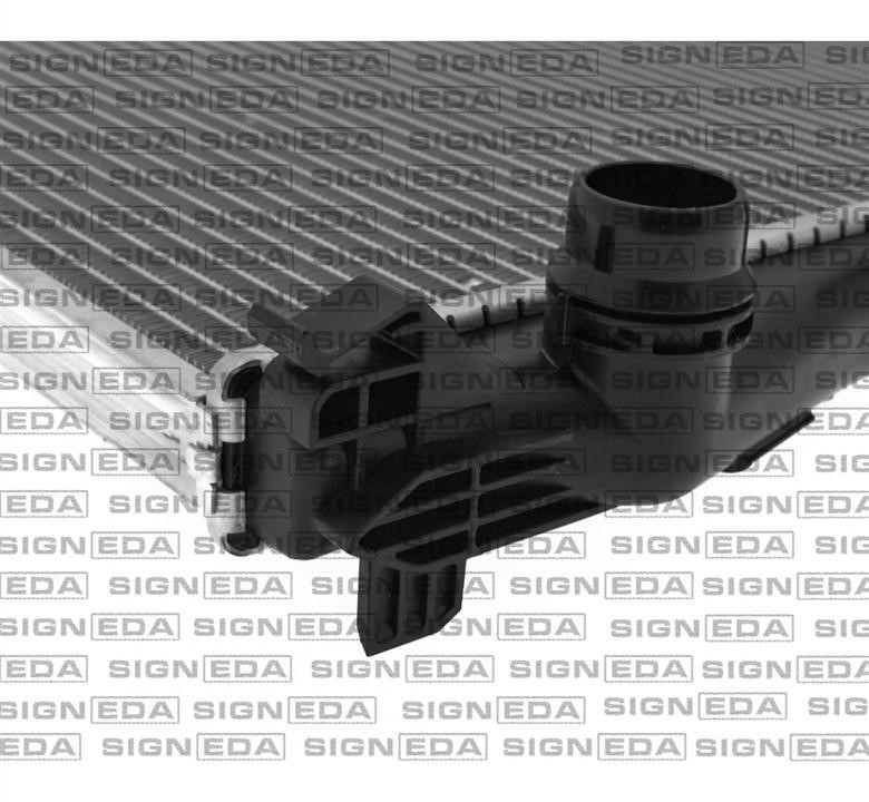 Радиатор охлаждения двигателя Signeda RA627033Q