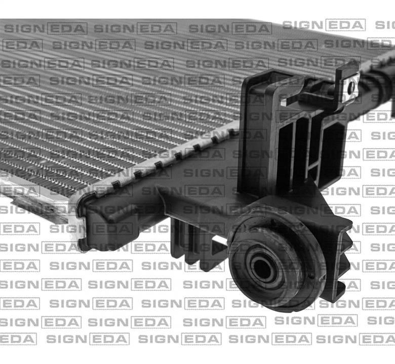 Радиатор охлаждения двигателя Signeda RA630766Q
