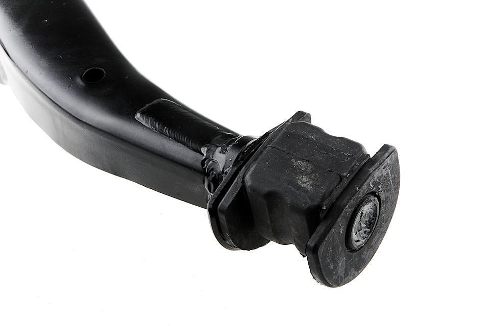 Рычаг подвески передний нижний правый NTY ZWD-HD-064