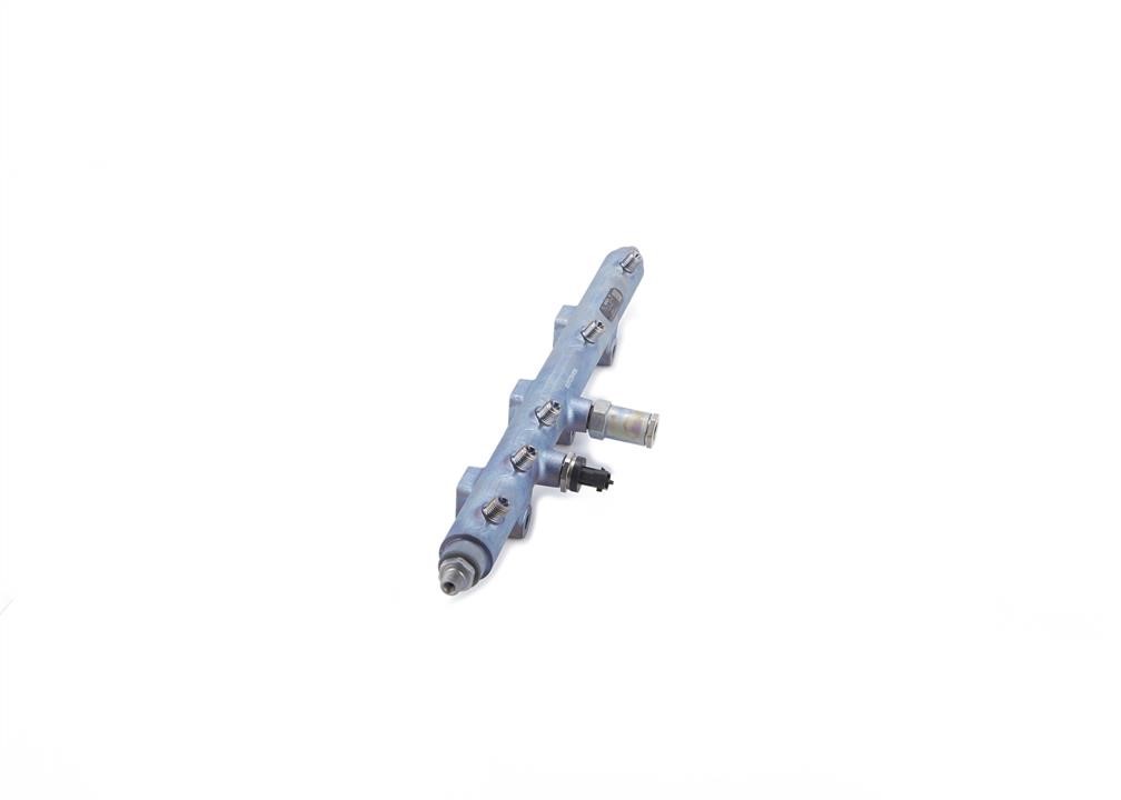 Купити Bosch 0 445 226 025 за низькою ціною в Україні!