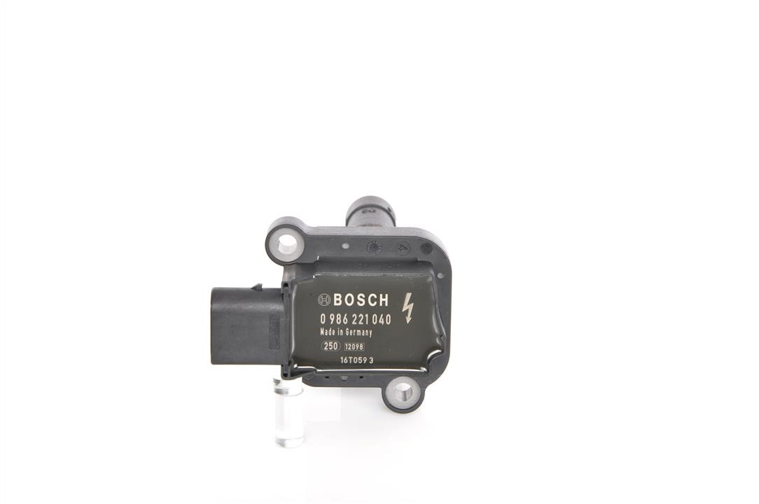 Купити Bosch 0 986 221 040 за низькою ціною в Україні!