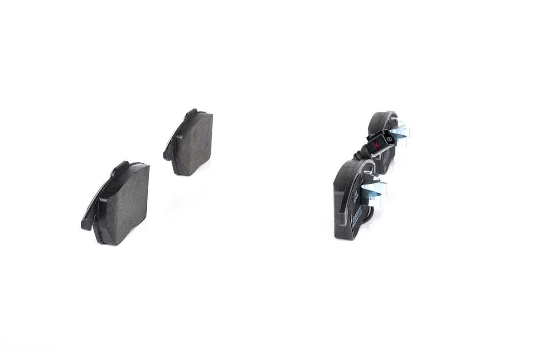 Bosch Гальмівні колодки передні, комплект – ціна 1603 UAH