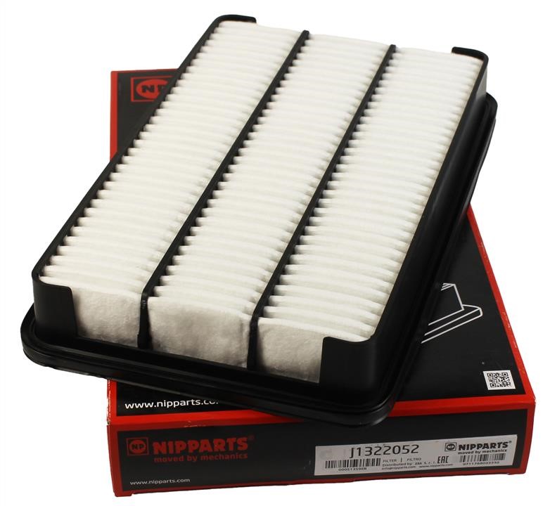 Воздушный фильтр Nipparts J1322052