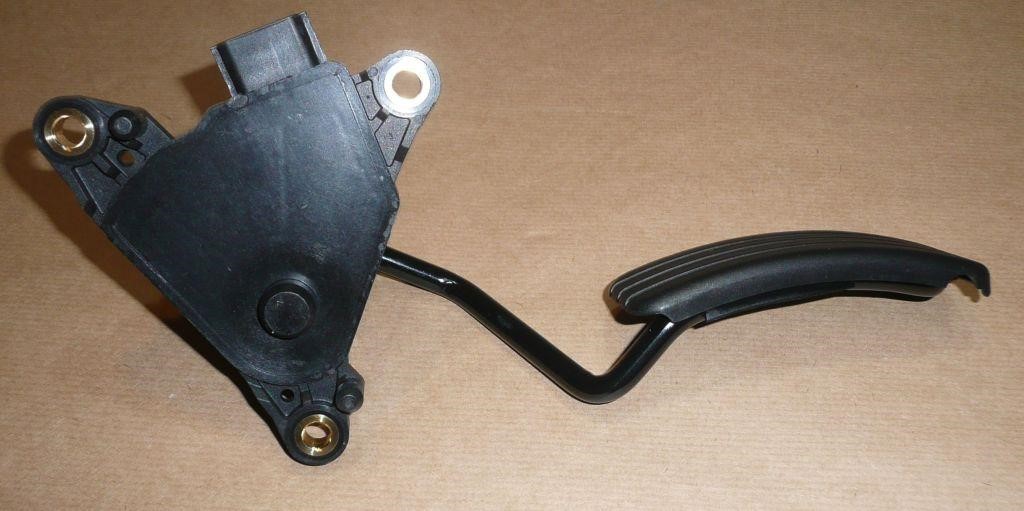 Купить Renault 8200159645 – отличная цена на EXIST.UA!