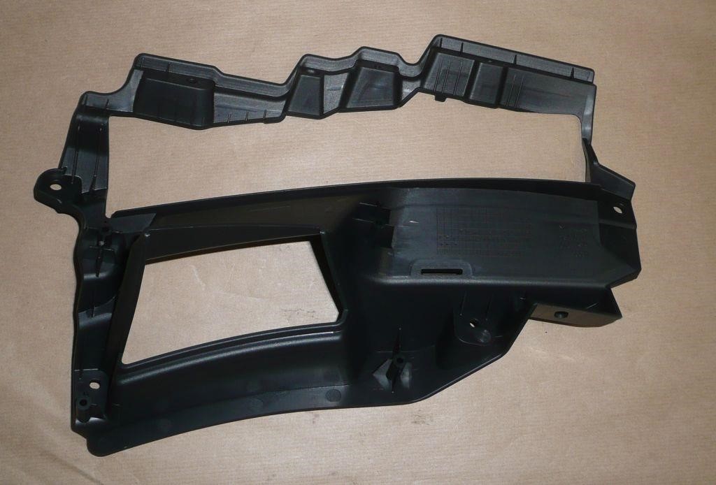 Кронштейн бампера Citroen/Peugeot 16 077 276 80