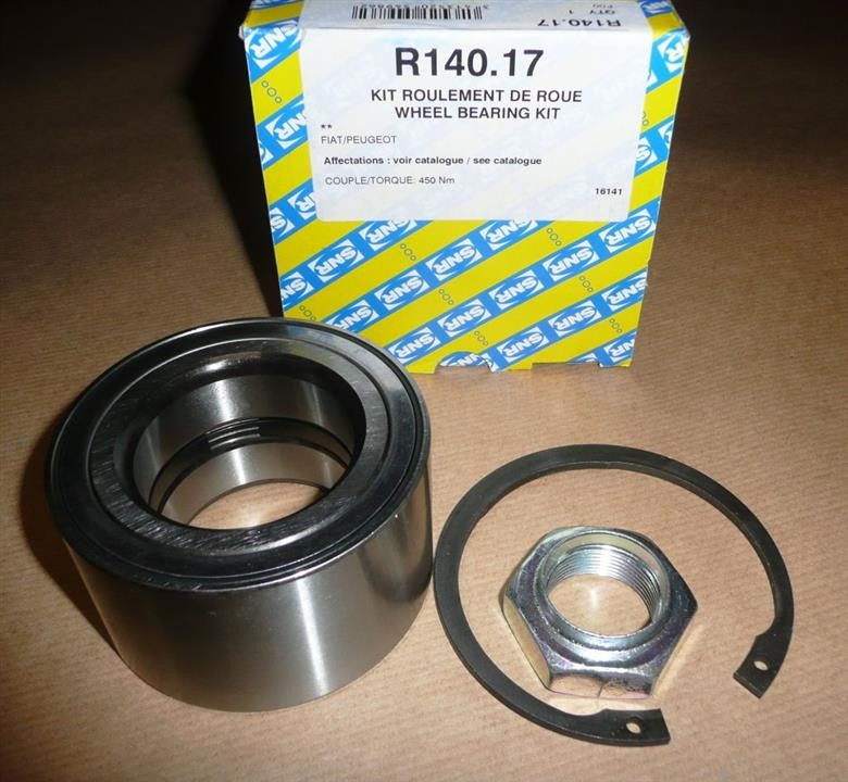 R14017 SNR Подшипник передней ступицы колеса, комплект