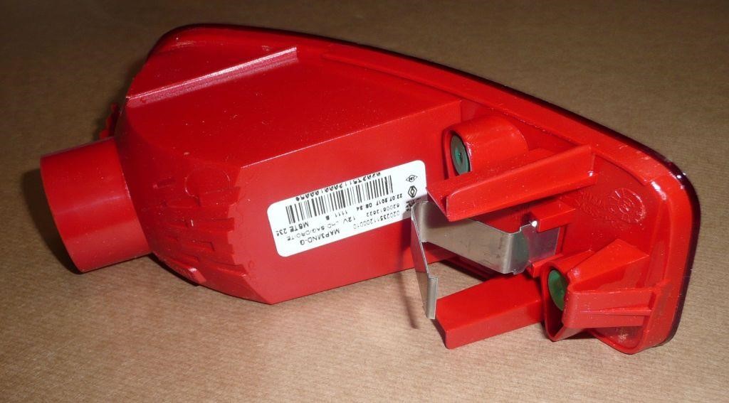 Фонарь противотуманный задний правый Renault 82 00 612 622