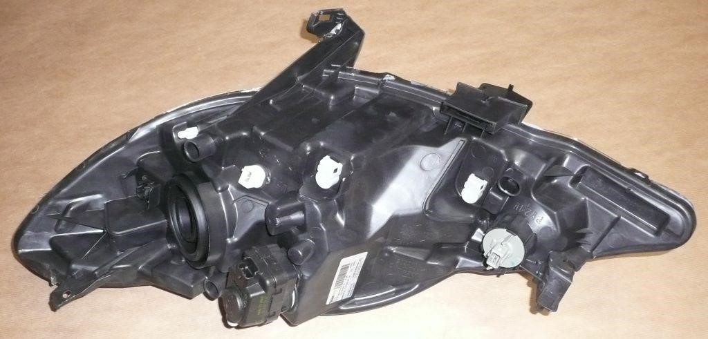 Фара основна Citroen/Peugeot 16 079 775 80