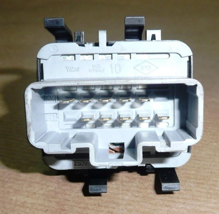 Купить Renault 8200315033 – отличная цена на EXIST.UA!