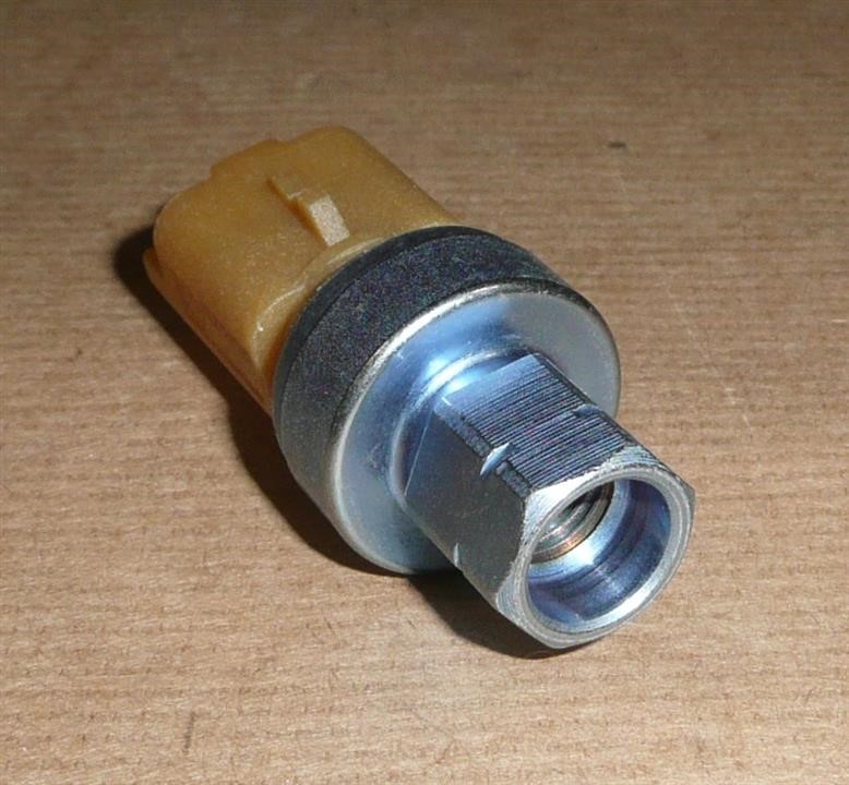 Датчик давления кондиционера Citroen/Peugeot 96 730 063 80