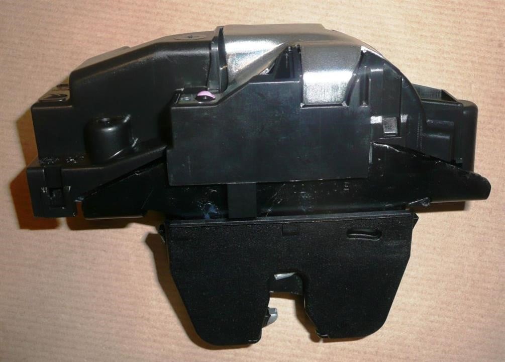 Замок багажника Citroen/Peugeot 8719 G5