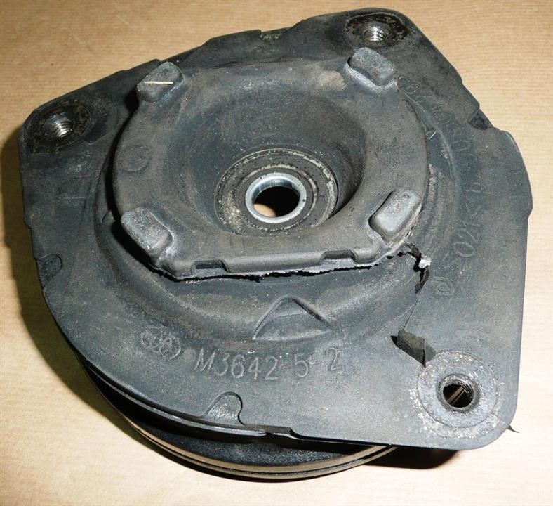 Опора переднего амортизатора правая Renault 77 01 208 823