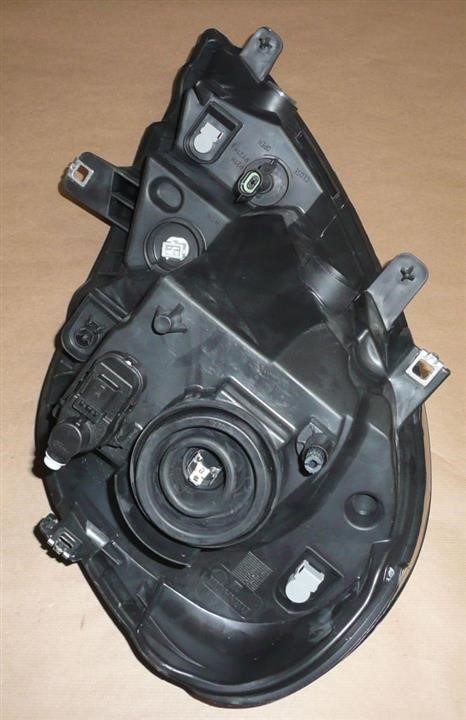 Купить Renault 82 00 701 352 по низкой цене в Украине!