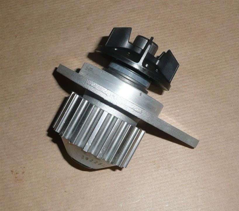 Помпа водяная Airtex 1679