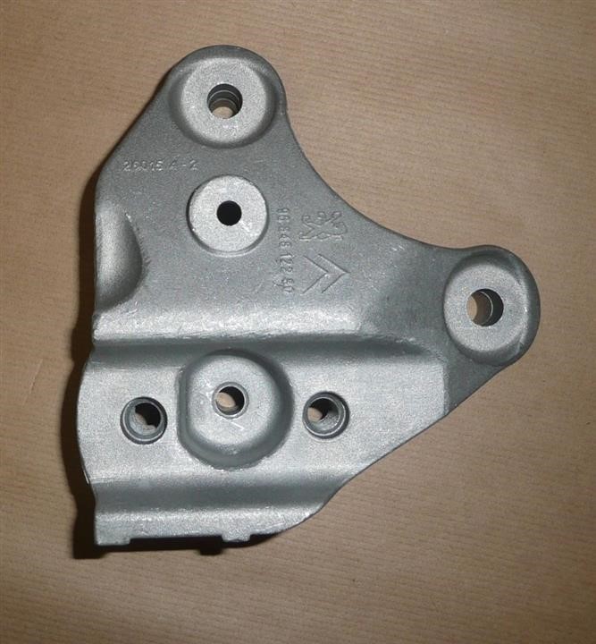 Подушка коробки передач Citroen/Peugeot 1813 C1