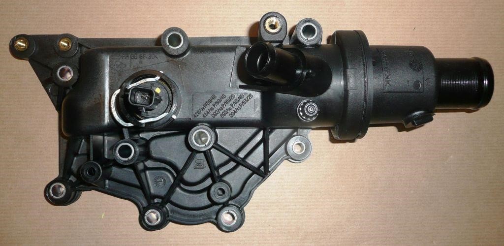 Корпус термостата Renault 82 00 700 092