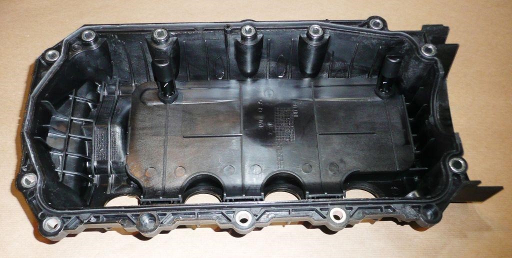 Renault Клапанная крышка – цена 5022 UAH