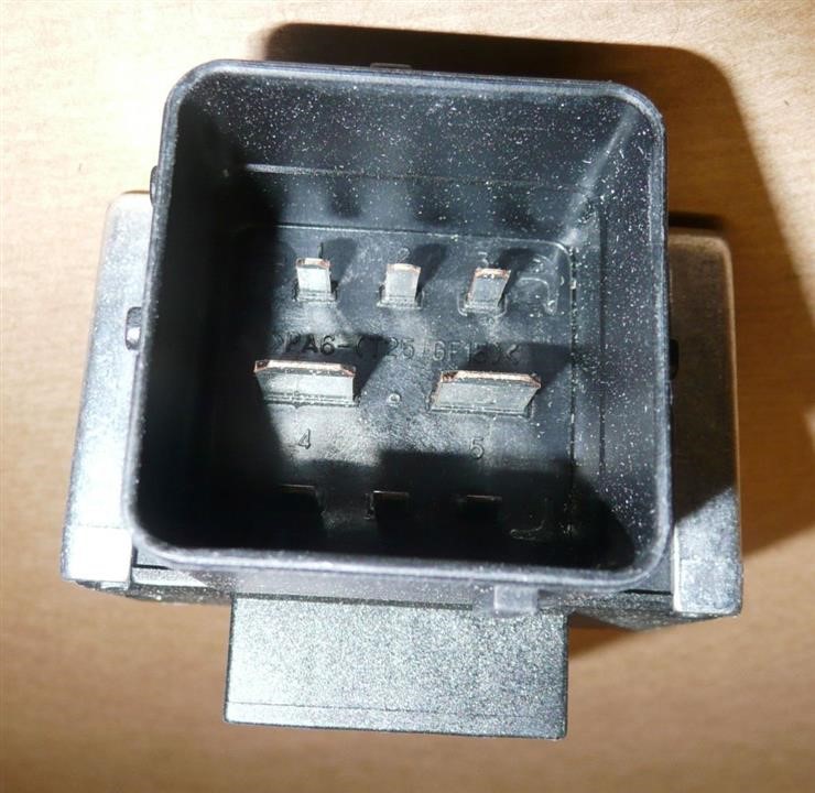 Купить Renault 11 06 780 71R по низкой цене в Украине!
