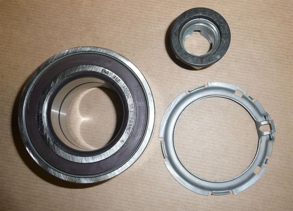 Подшипник ступицы колеса, комплект Renault 40 21 020 84R