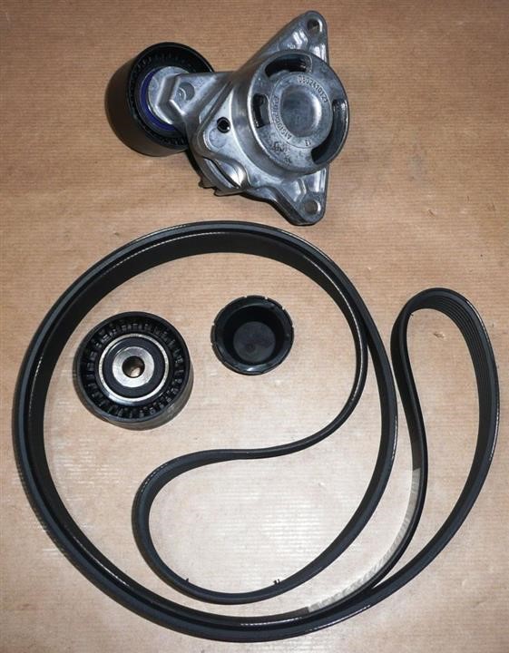 Поликлиновый ремень, комплект Renault 11 72 068 87R