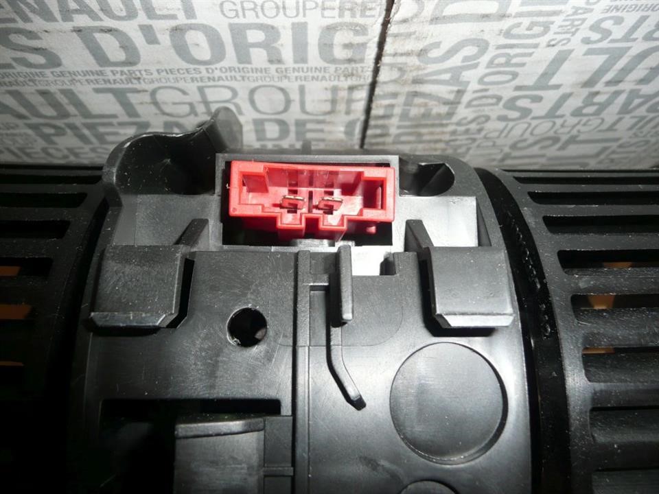 Купить Renault 27 21 099 61R по низкой цене в Украине!