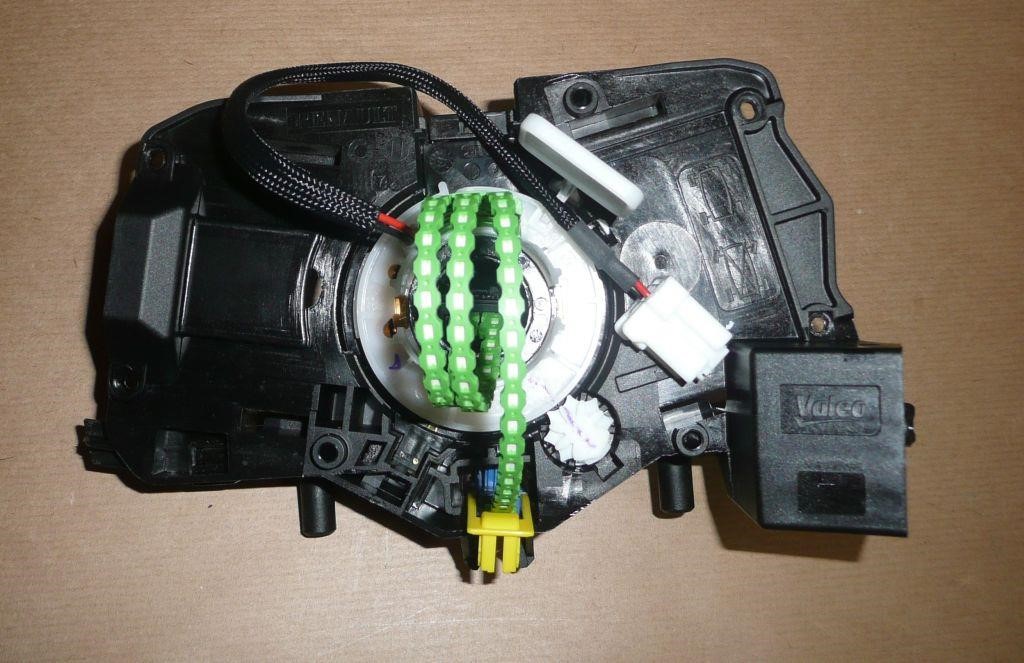 Шлейф подрулевой Renault 25 56 773 02R